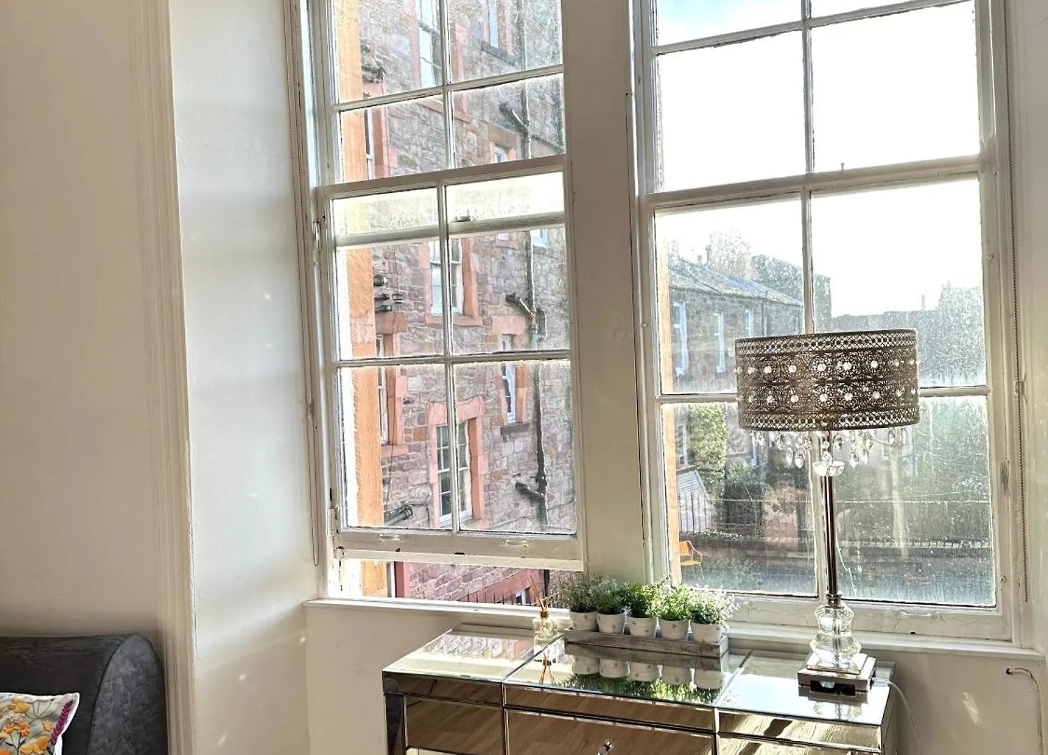 Cosy Apartment In Edinburgh City Centre , 2 Bedroom1 Bathroom