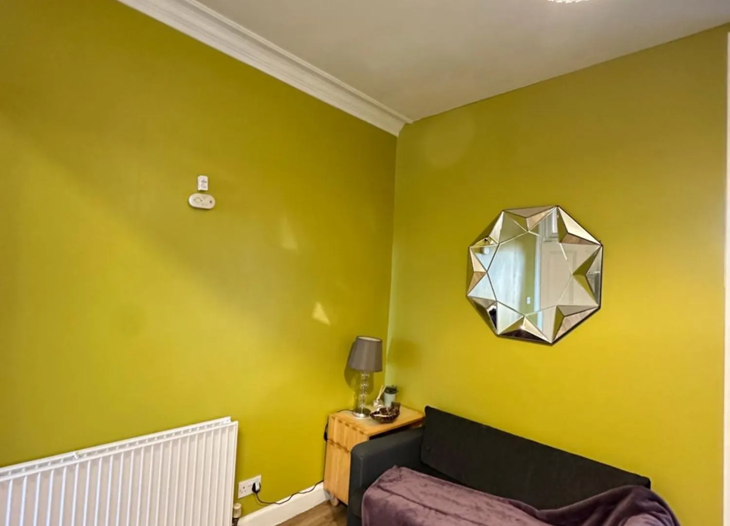 Cosy Apartment In Edinburgh City Centre , 2 Bedroom1 Bathroom 0*,